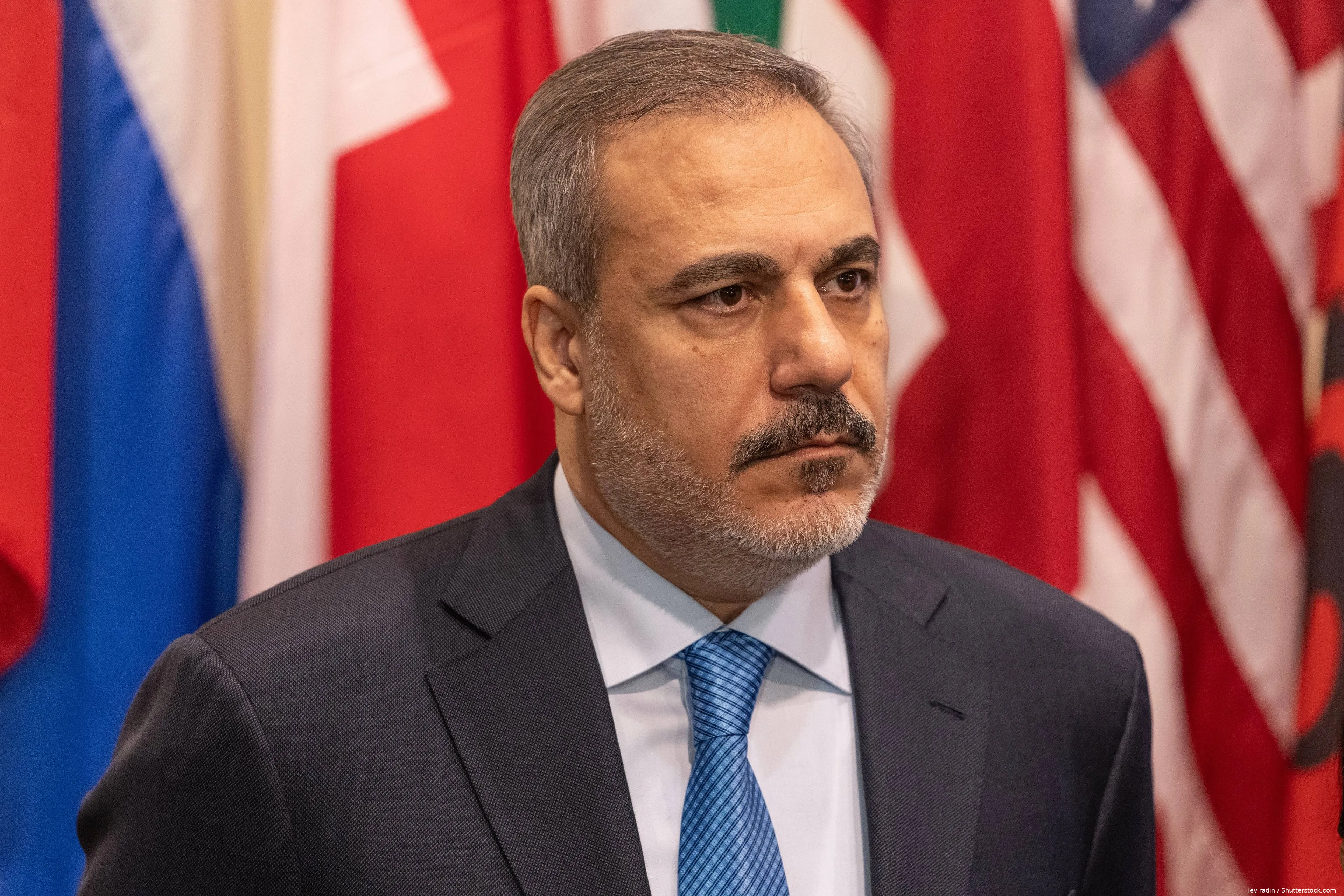 shutterstock_2394613597