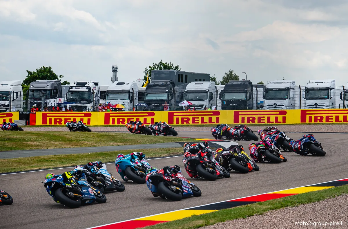 moto2 group pirelli