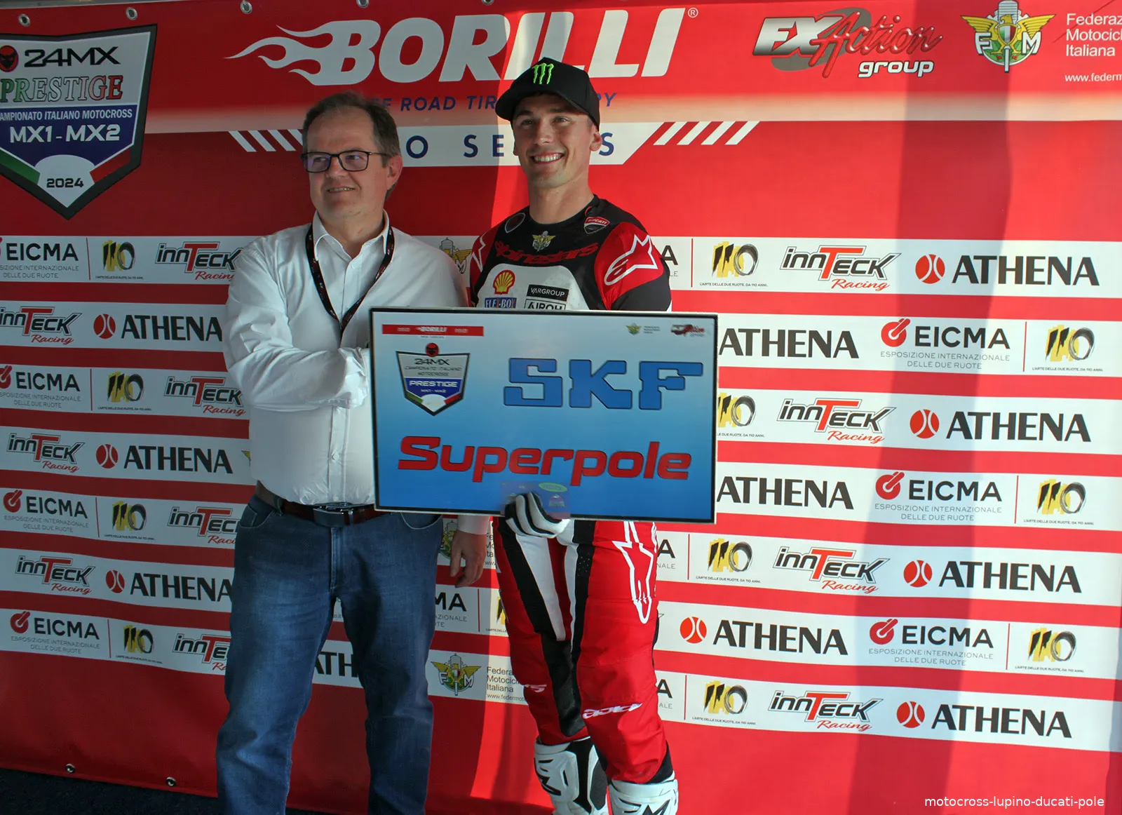 motocross lupino pole