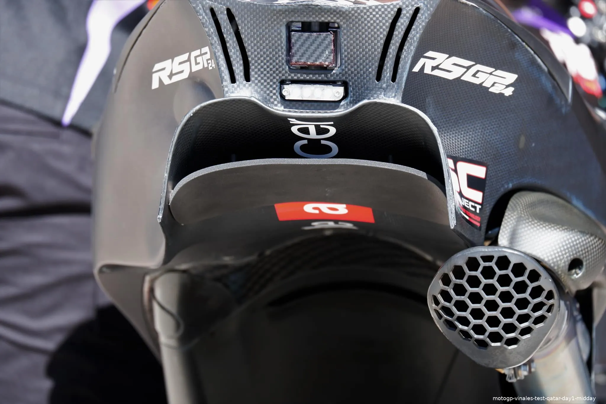 motogp vinales test qatar day1 midday