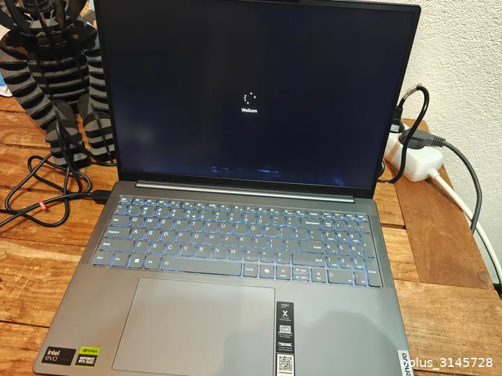 lenovo laptop boven