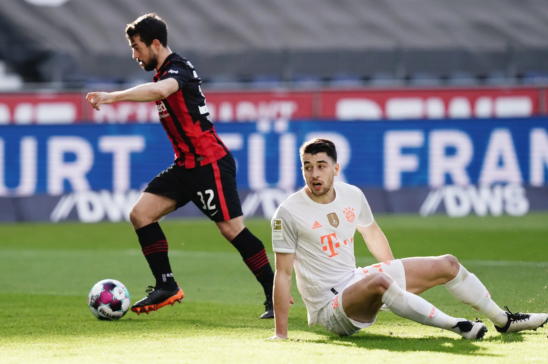 Amin Younes Eintracht  Bayern