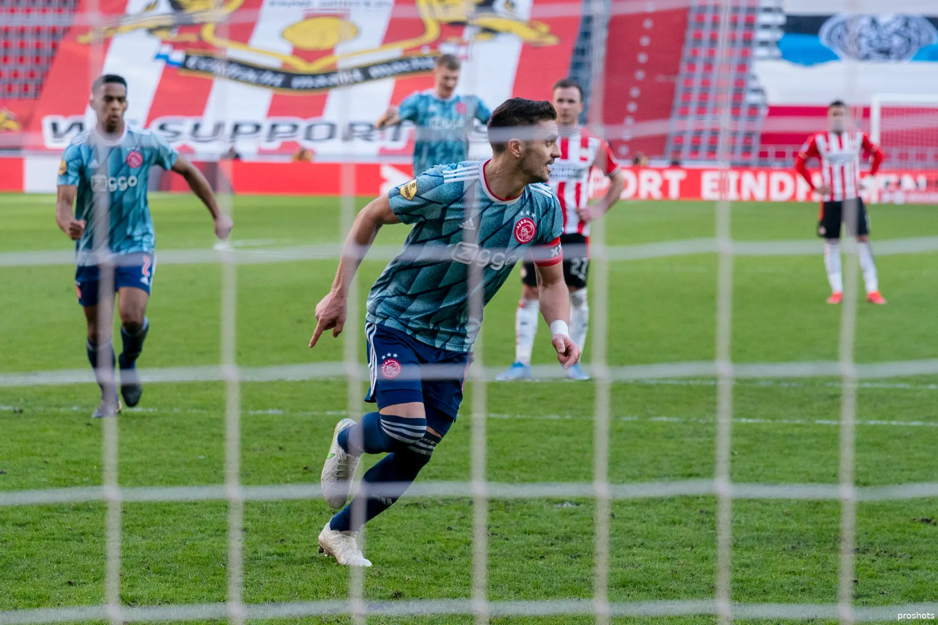 Dusan Tadic PSV Ajax Strafschop