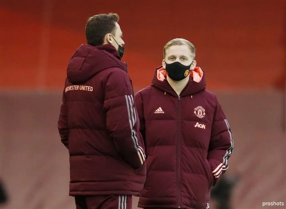 van de beek united