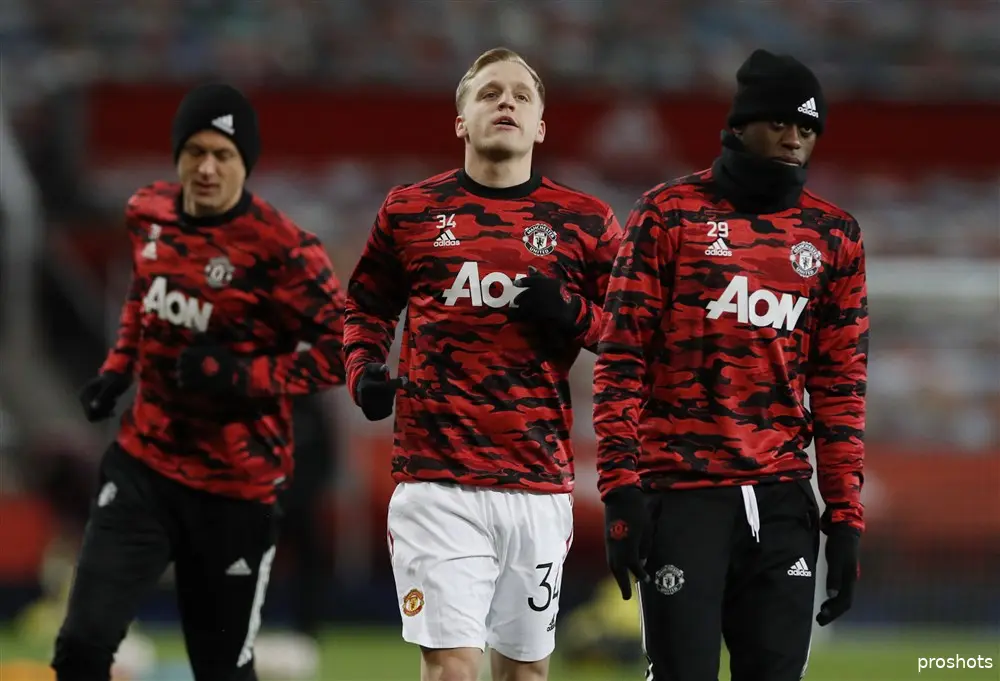 van de beek united