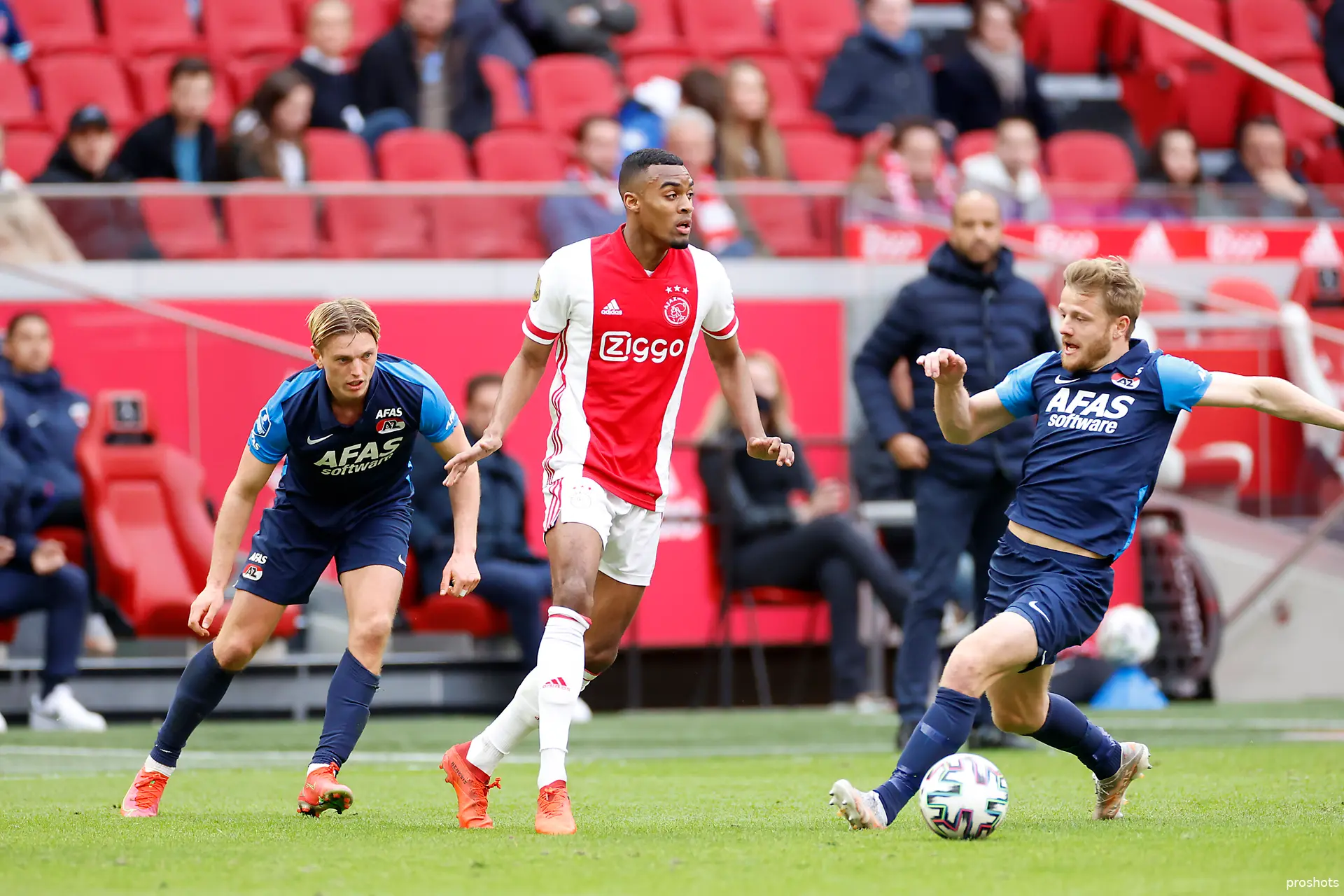 gravenberch ajax az 2021