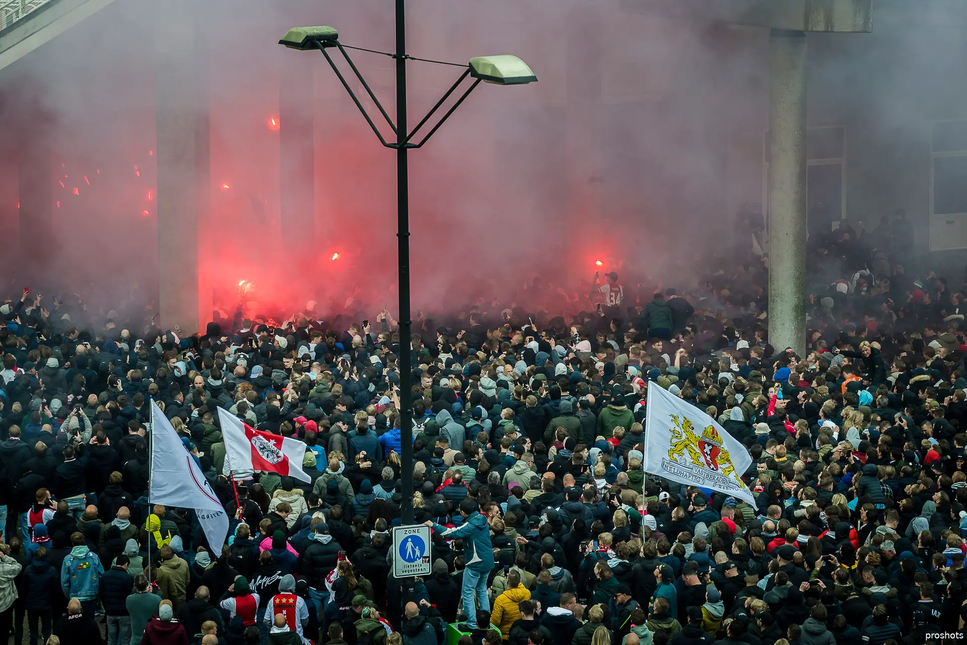 fans ajax 2021