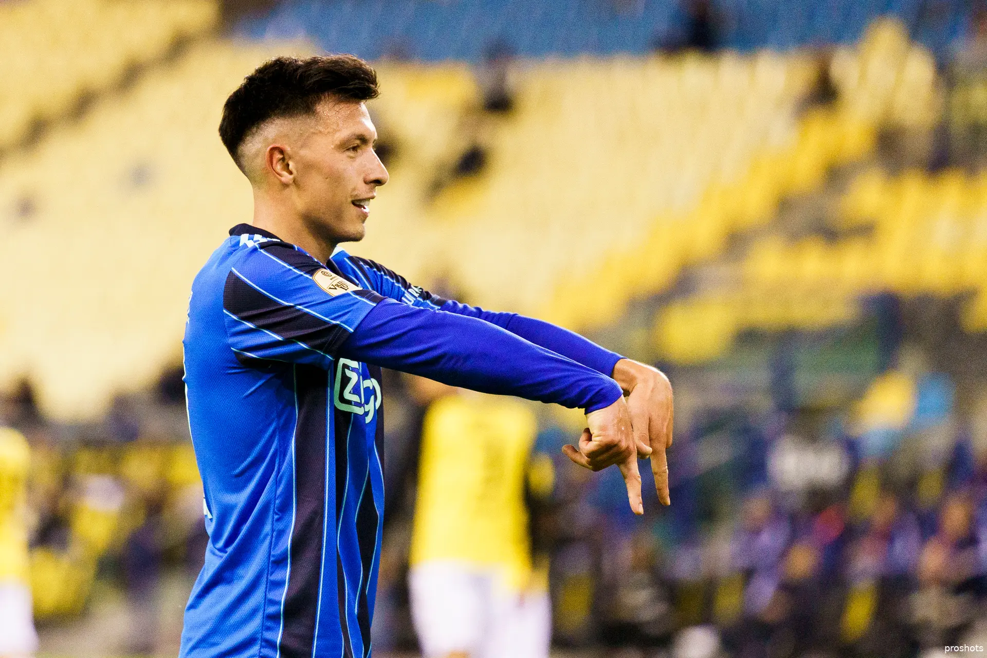 Lisandro Martínez Vitesse