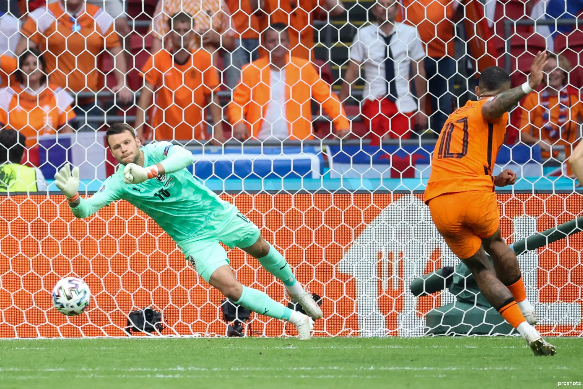daniel bachmann ajax nederland