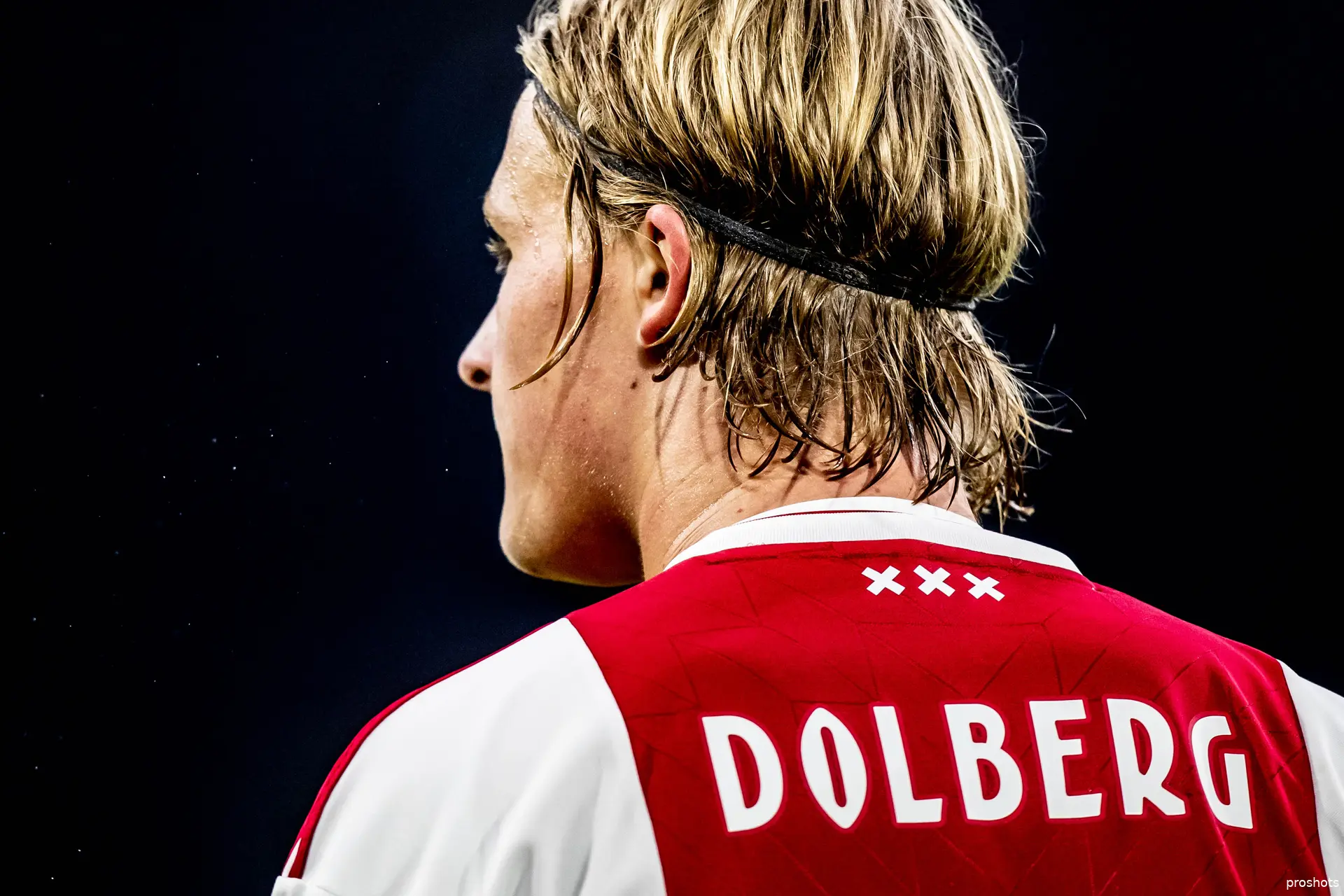 kasper dolberg ajax 2019