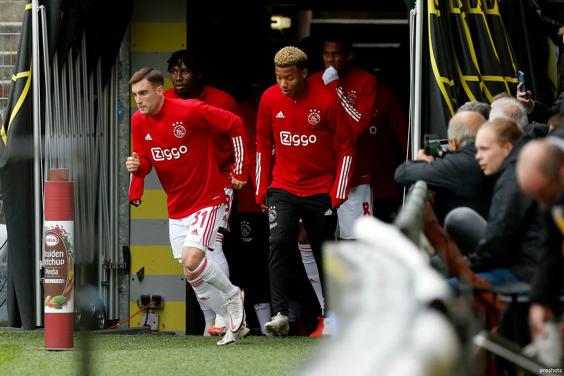 nicolas tagliafico david neres ajax