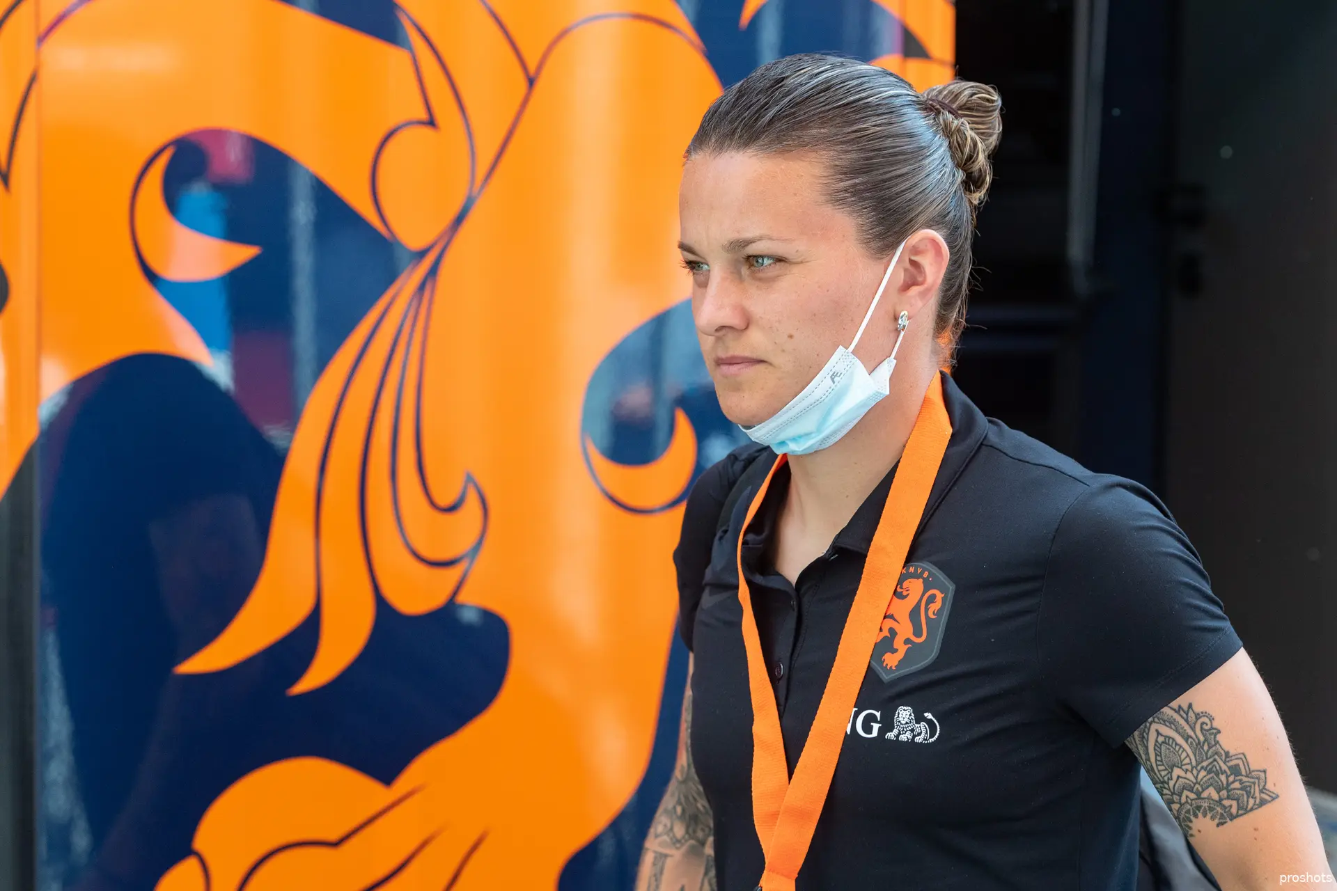 sherida spitse oranje vrouwen