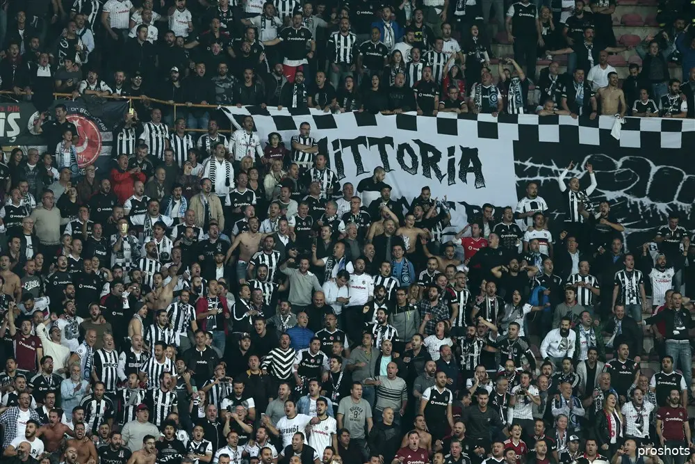 besiktas fans