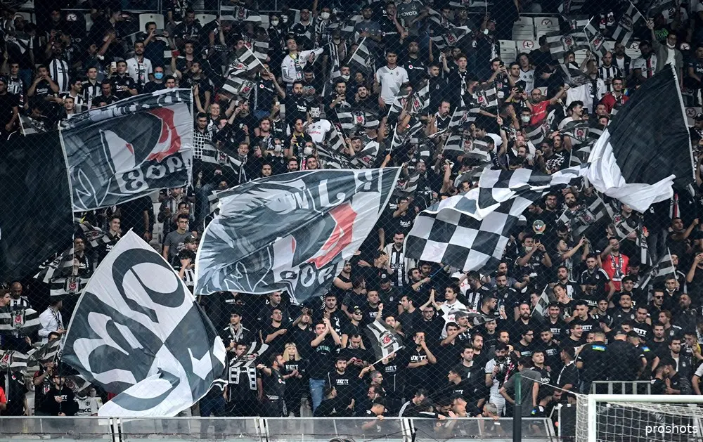 besiktas fans champions league
