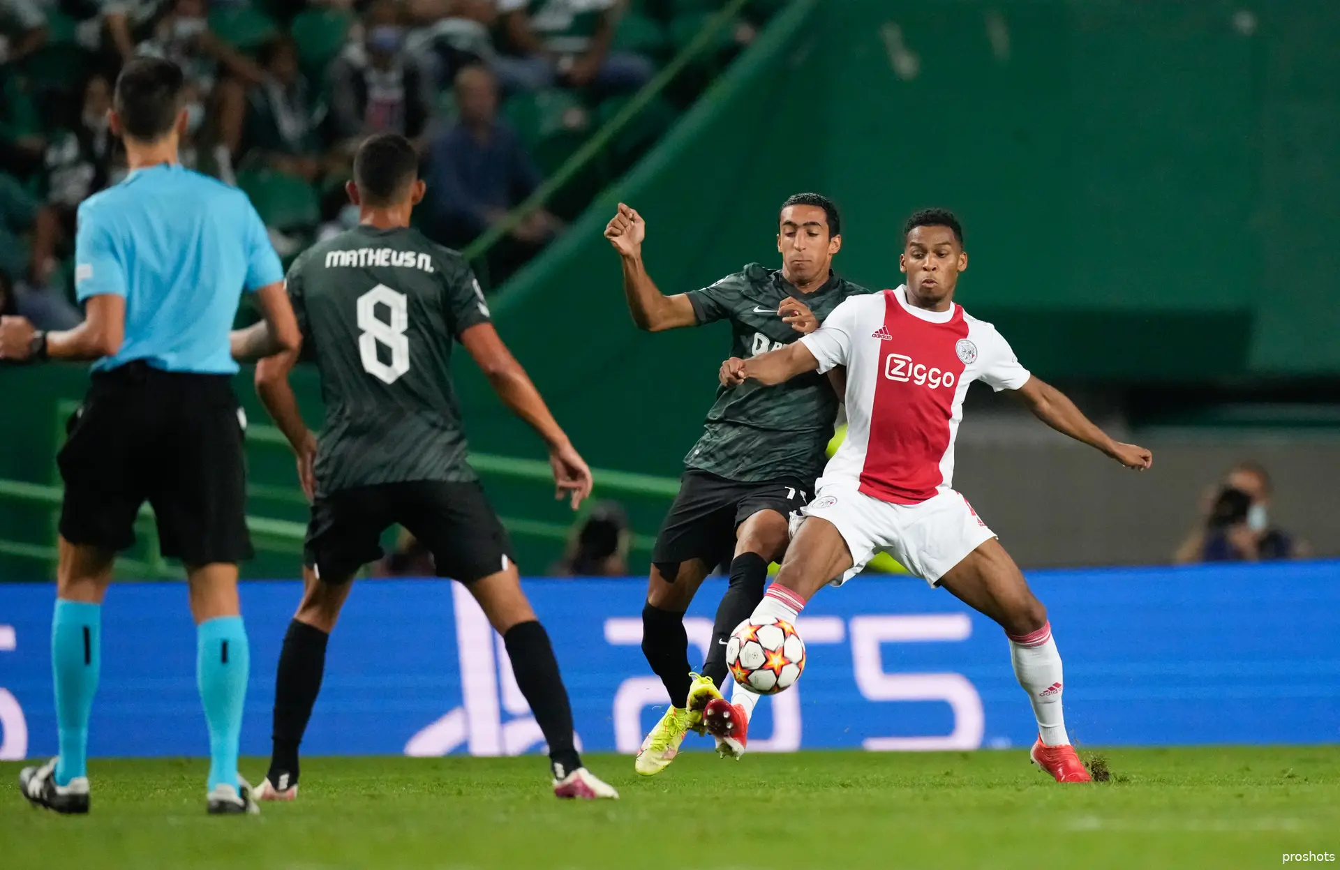 Jurriën Timber Sporting Ajax