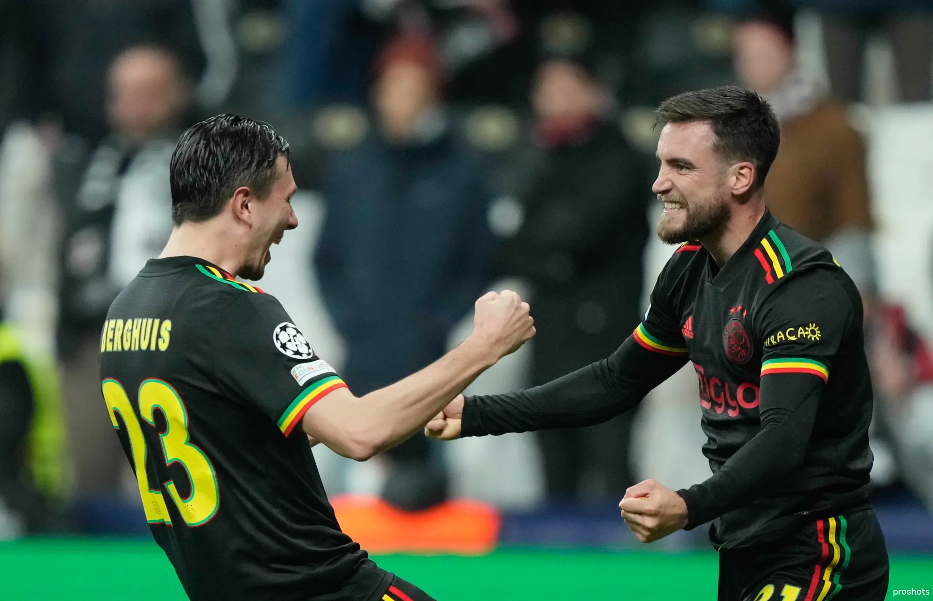 Steven Berghuis Nicolás Tagliafico Besiktas Ajax Champions League