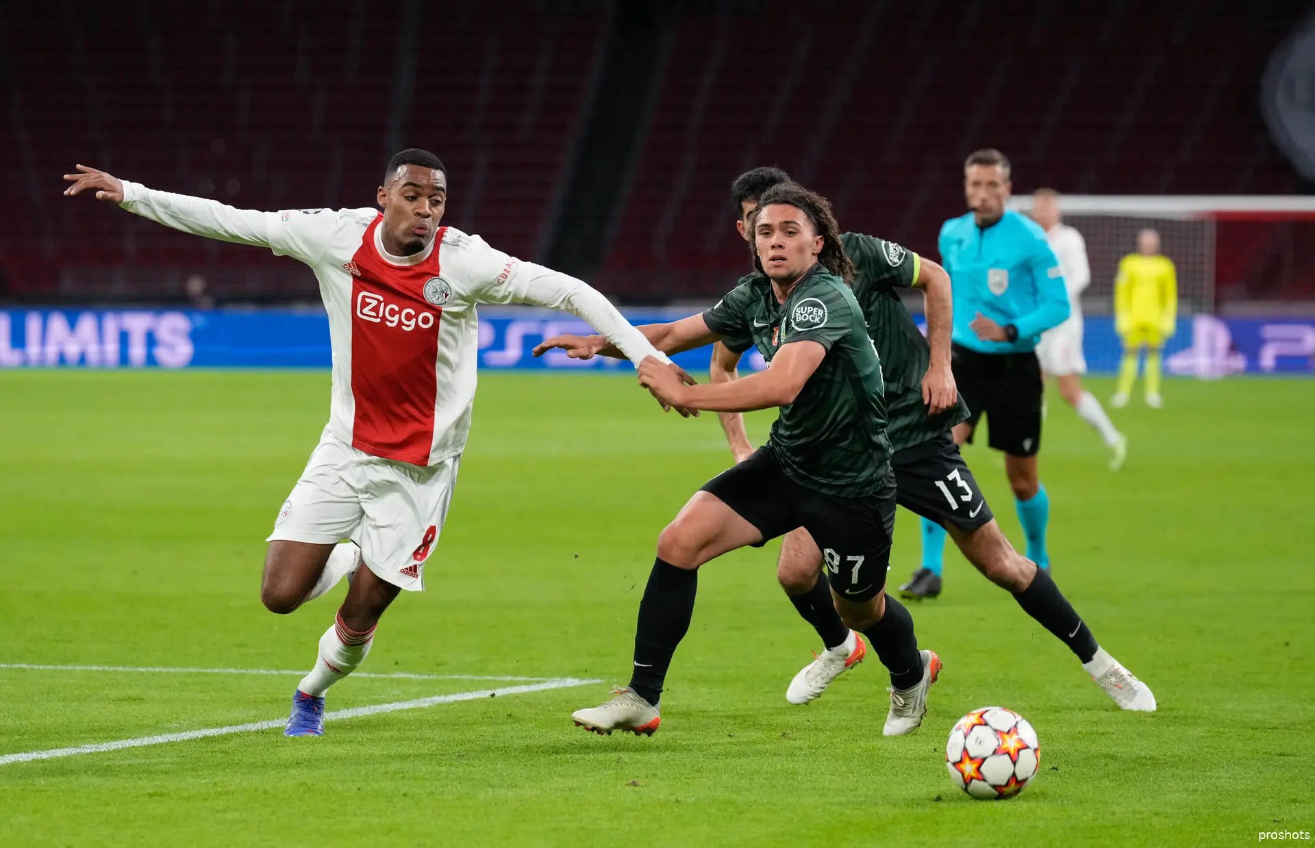 Ryan Gravenberch Ajax Sporting Portugal