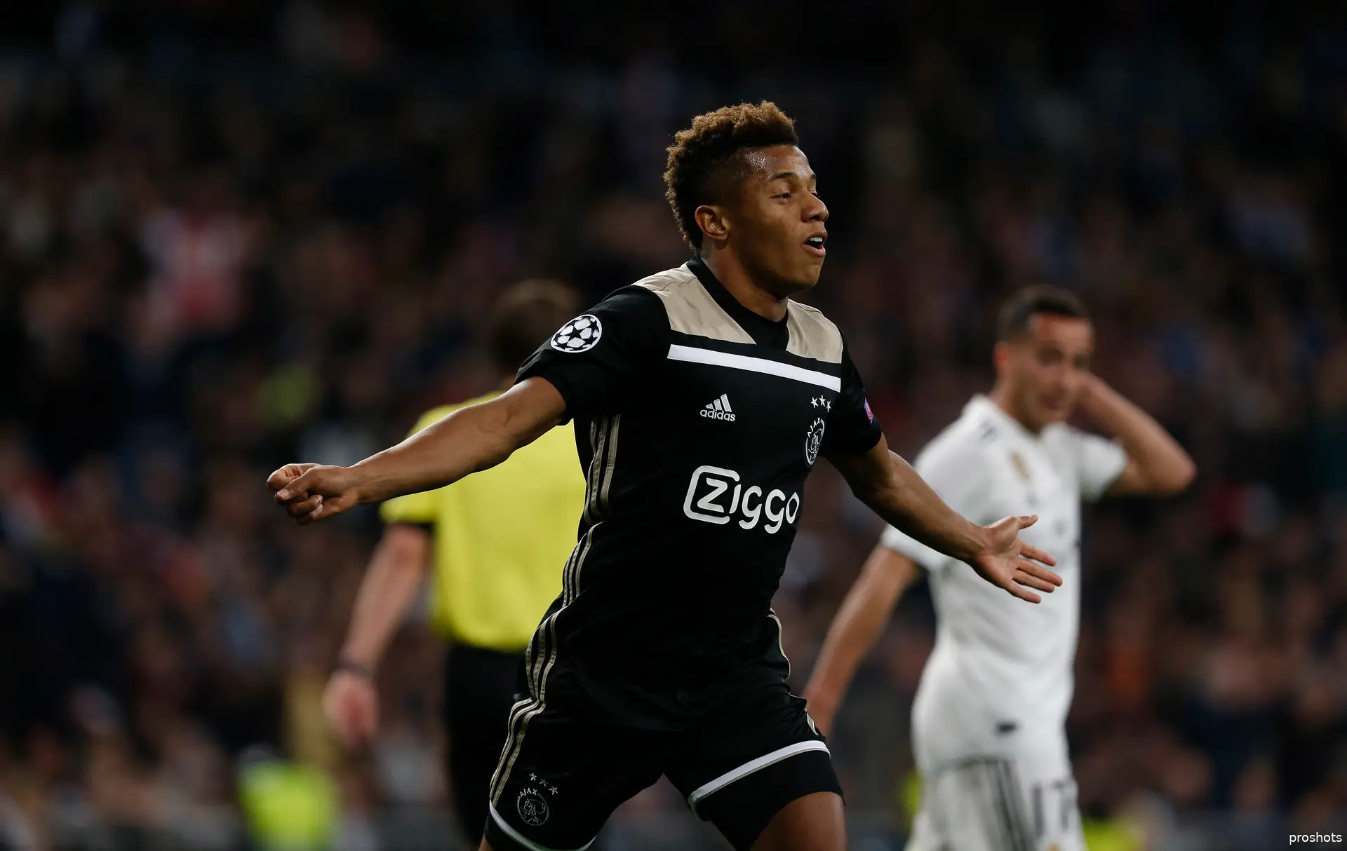 David Neres Real Madrid Ajax Champions League