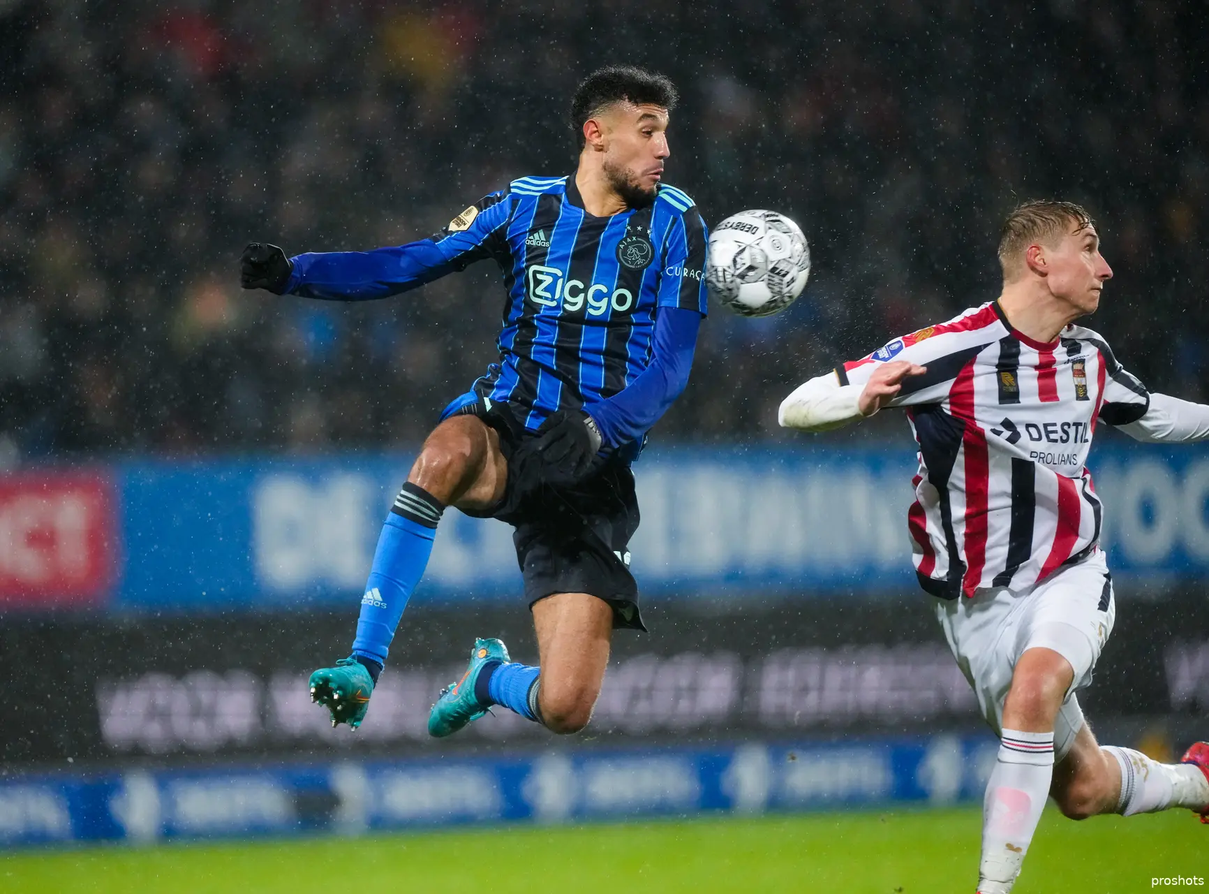 mazraoui ajax
