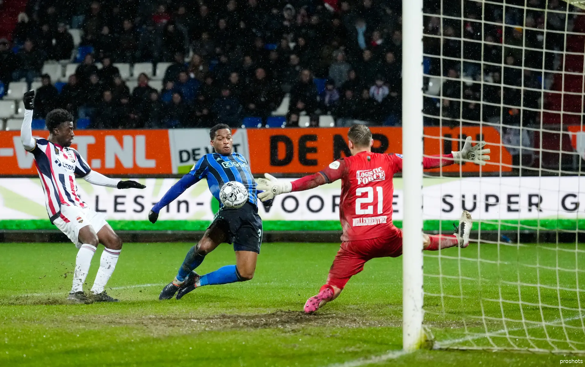 Jurriën Timber Goal Willem II Ajax