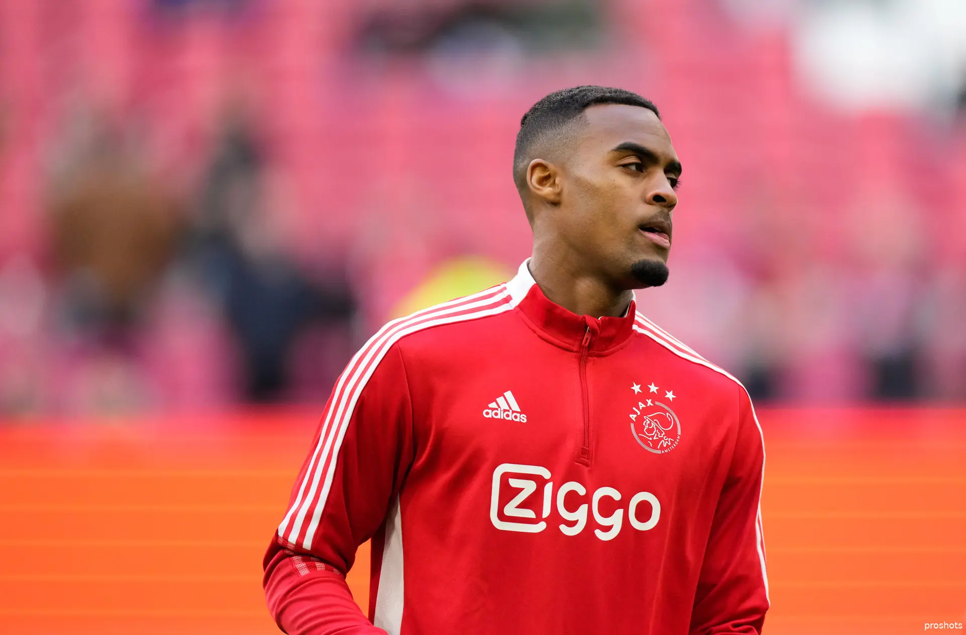 ryan gravenberch ajax