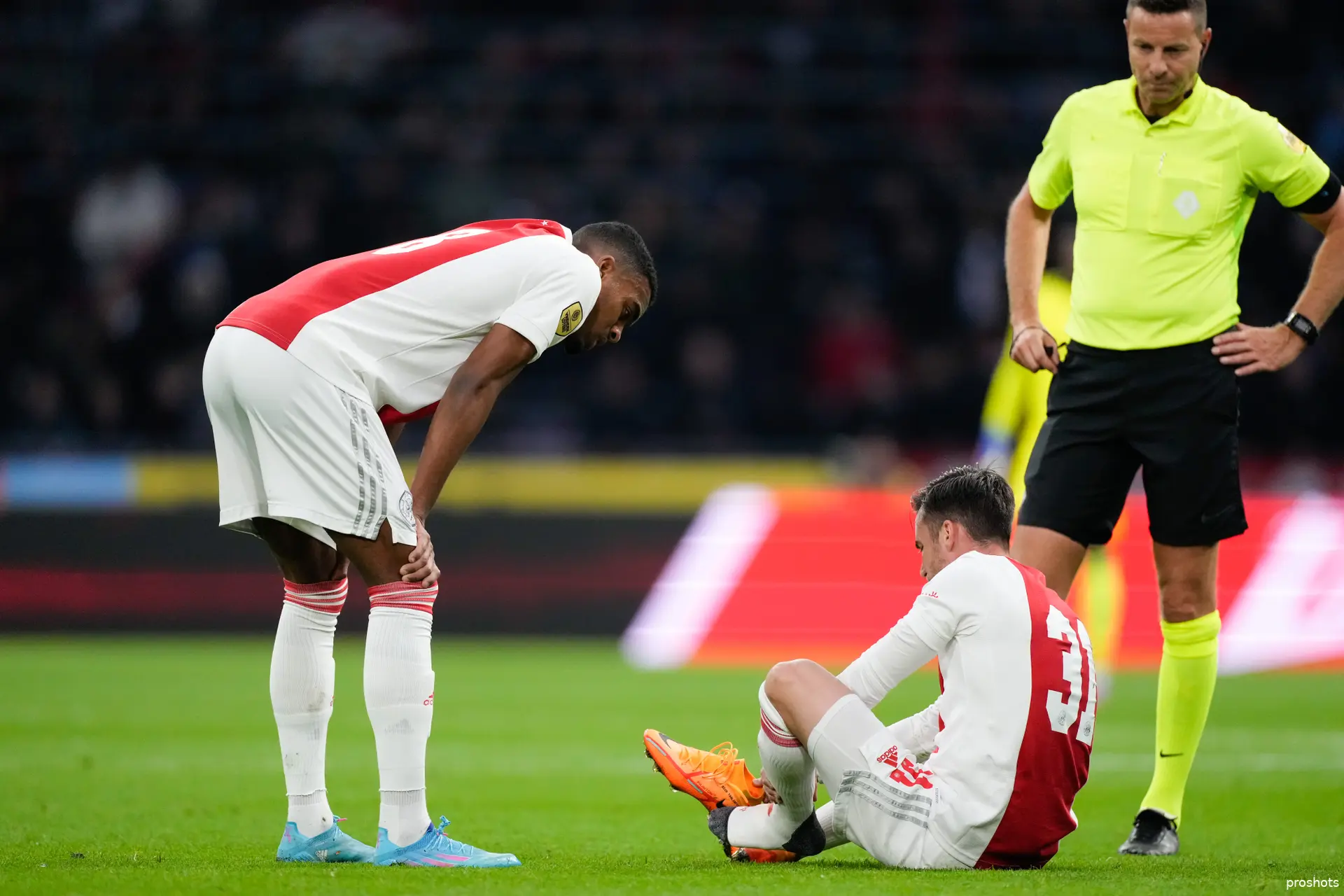 nicolas tagliafico blessure ajax sparta 2022