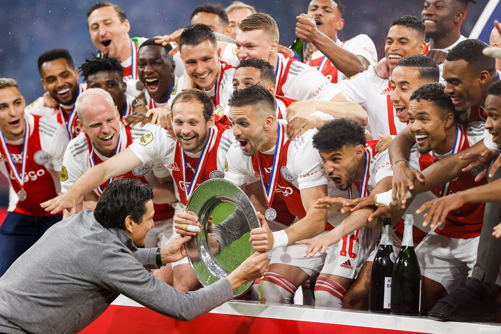 ajax kampioen jari litmanen