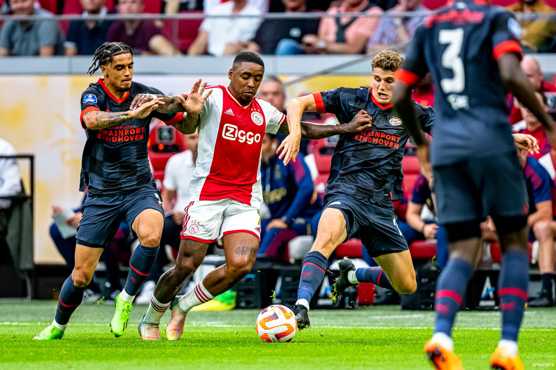 steven bergwijn ajax psv