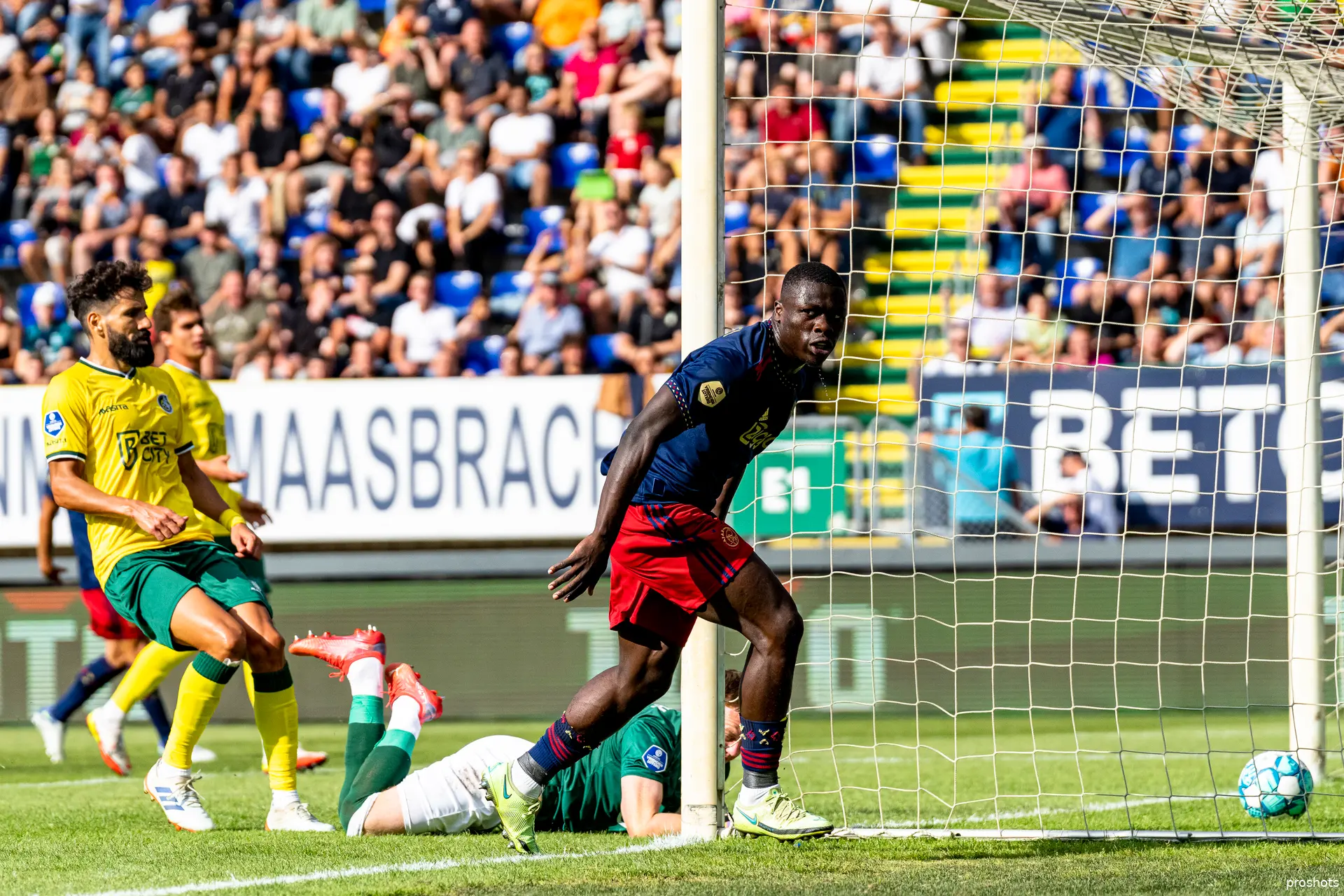 brian brobbey fortuna sittard ajax