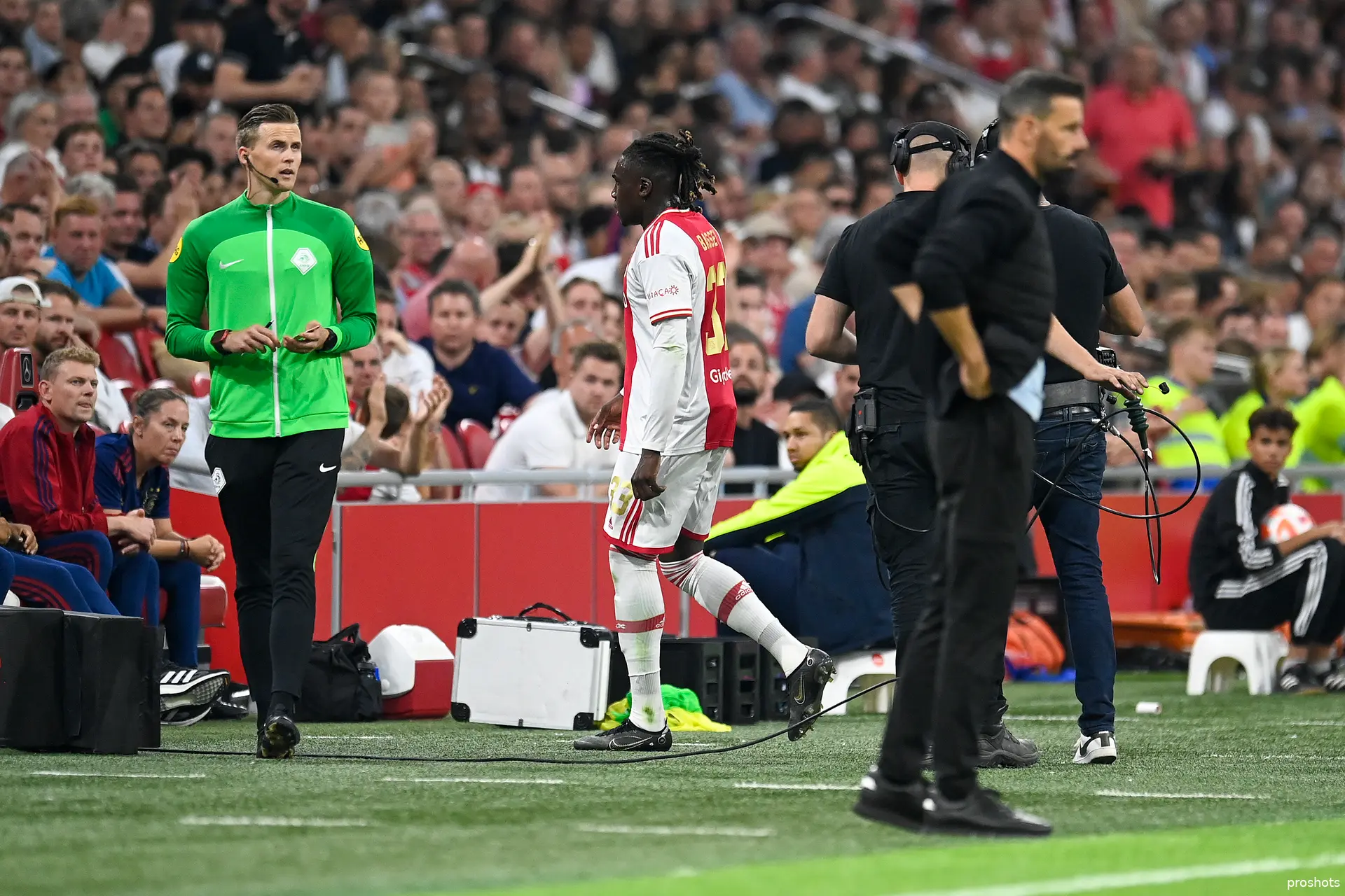 calvin bassey ajax psv johan cruijff schaal