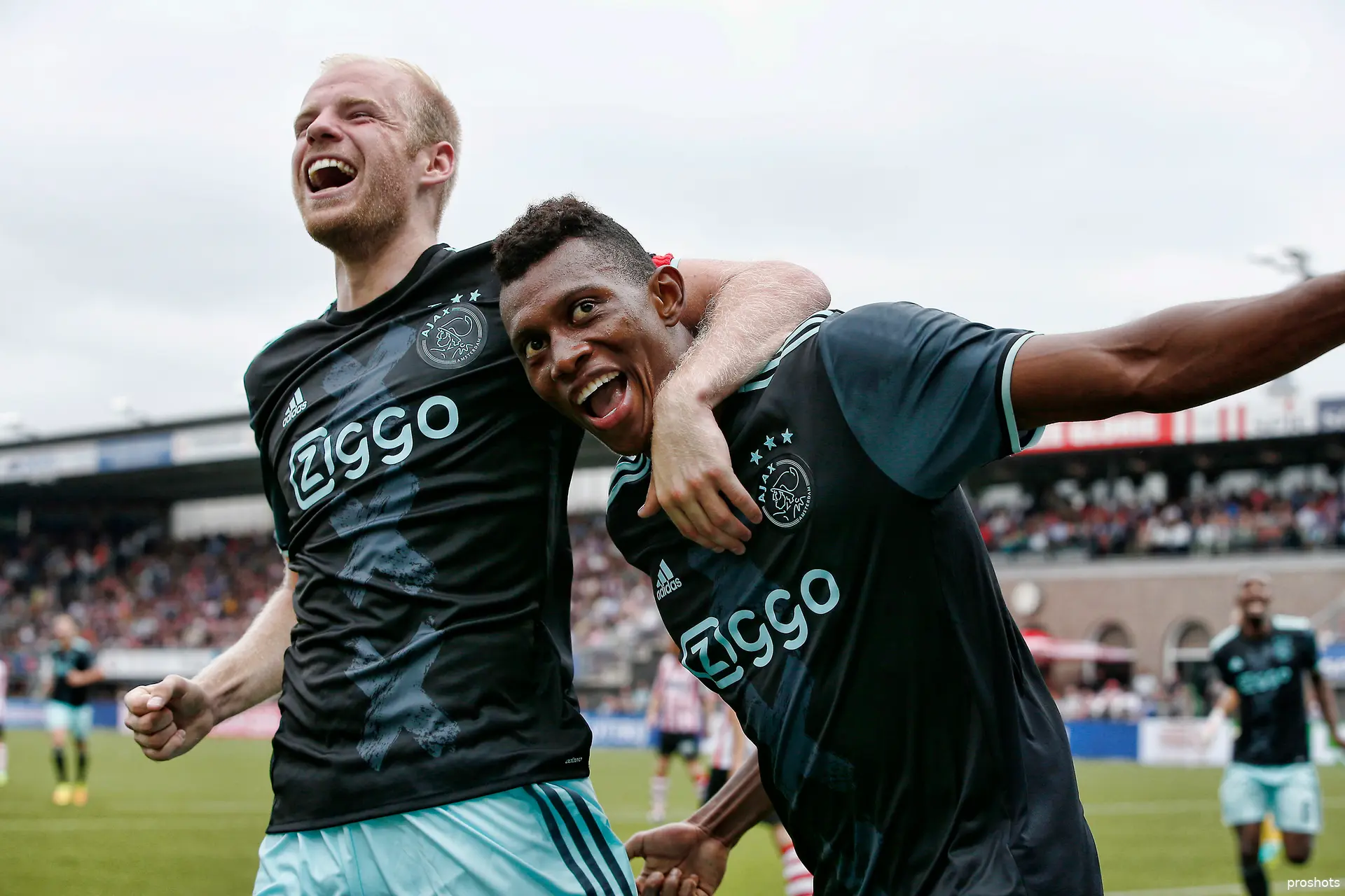 Davy Klaassen Mateo Cassierra Sparta Ajax 2016 17