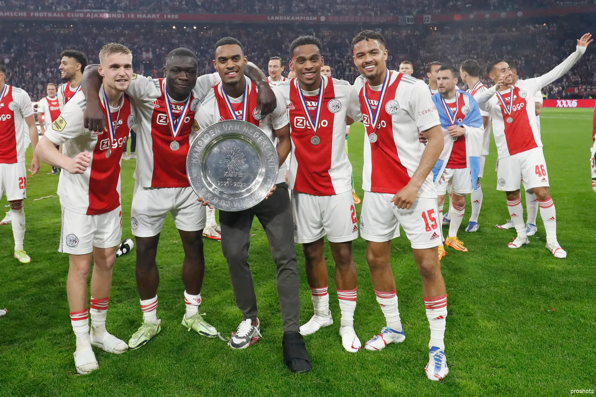 devyne rensch jurrien timber ryan gravenberch ajax