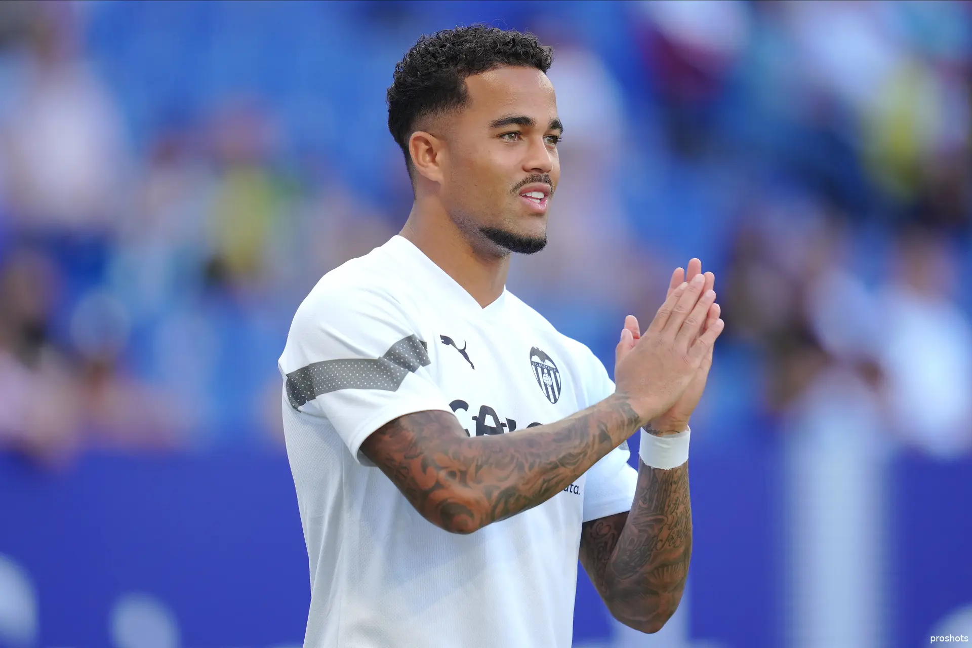 justin kluivert valencia 2022