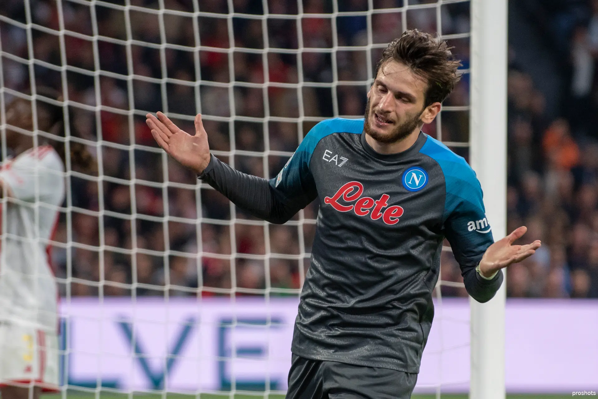 Kvaratskhelia napoli ajax champions league