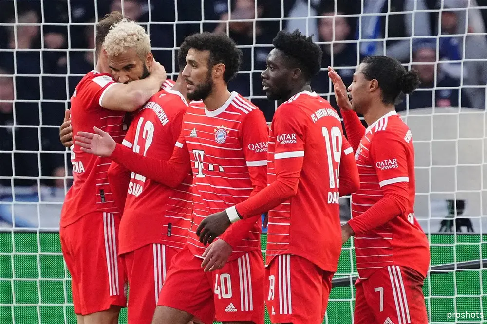 noussair mazraoui bayern munchen