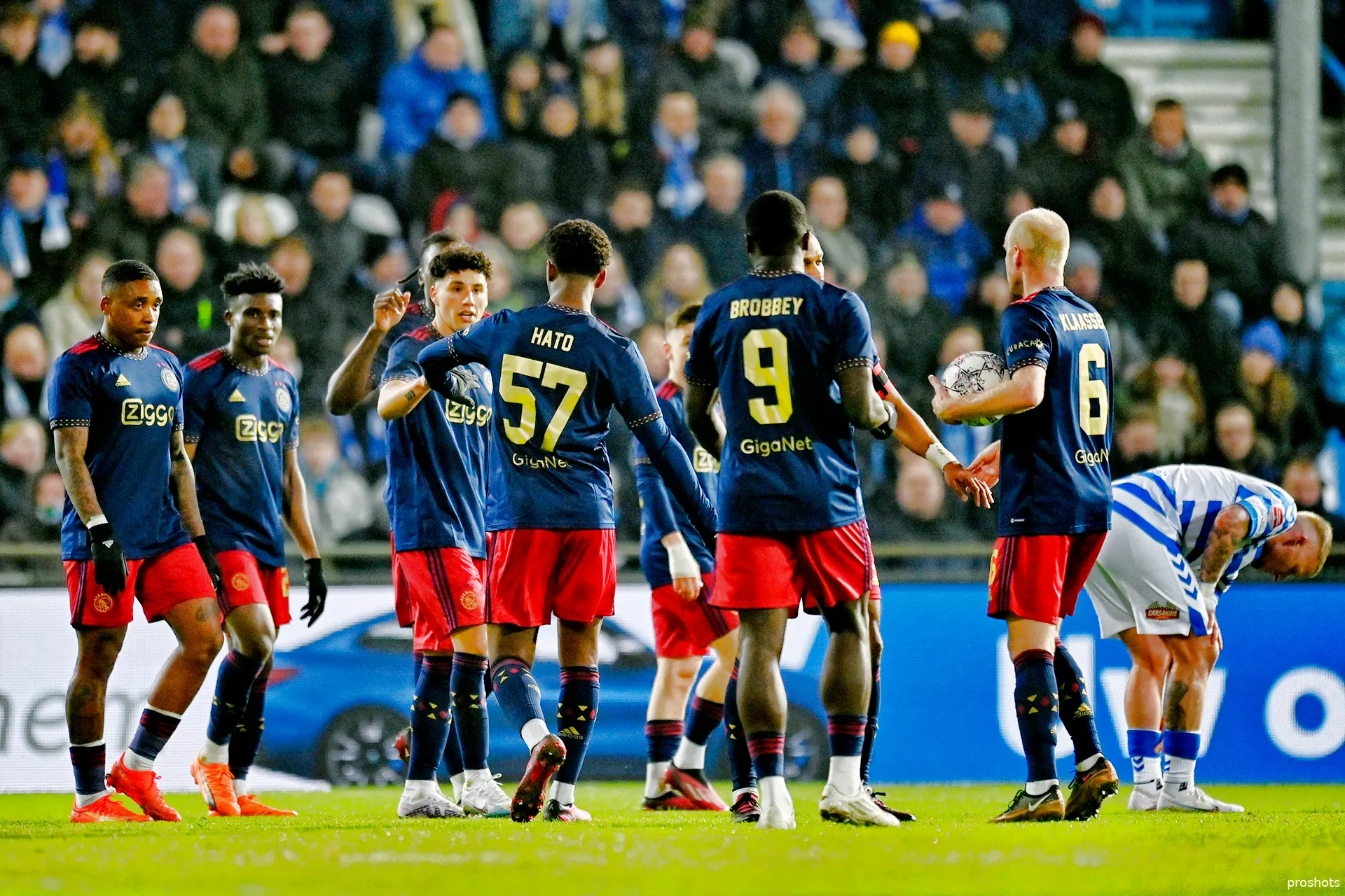 ajax juichen de graafschap uit beker