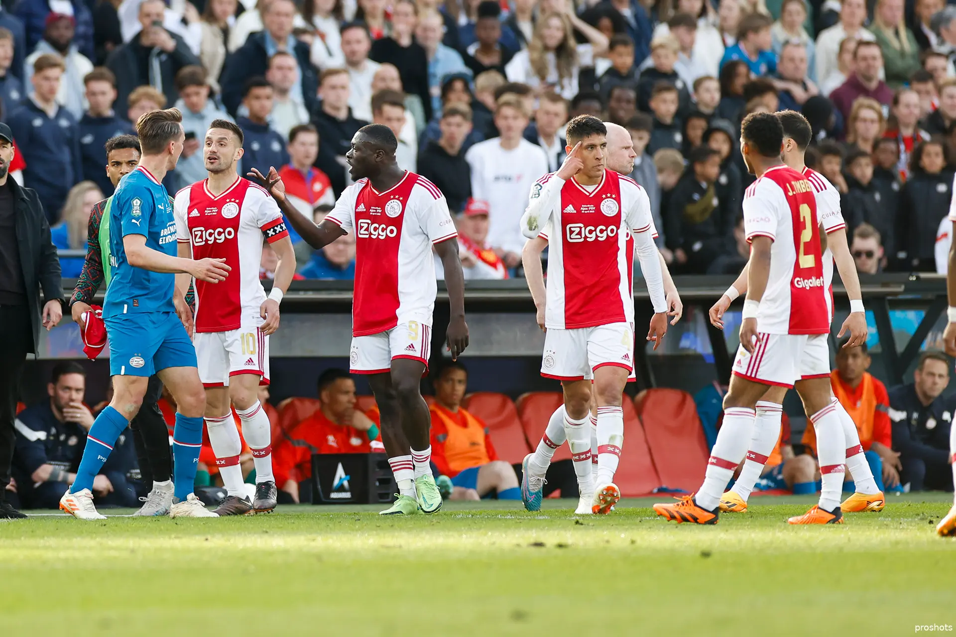 ajax psv 2223