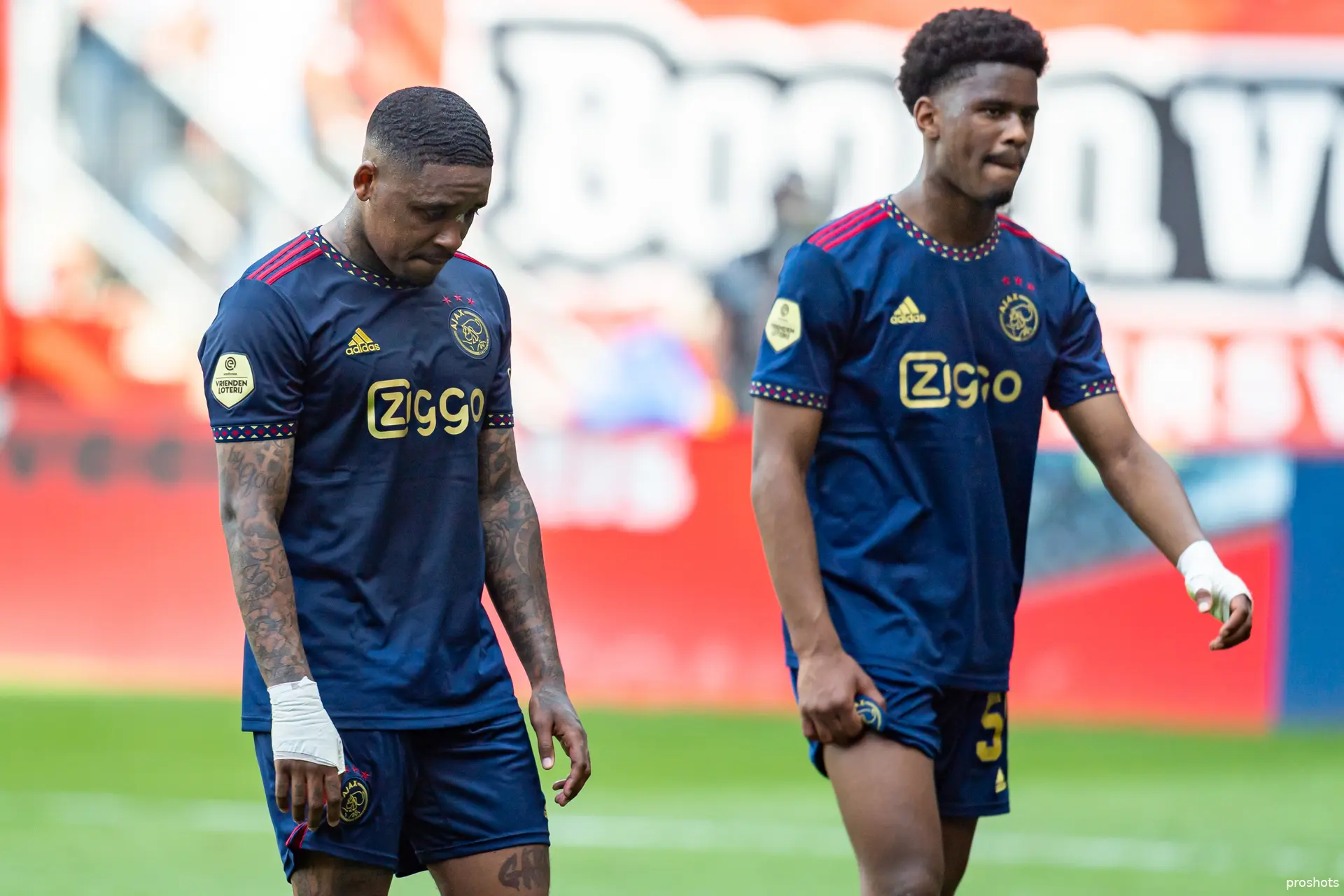 steven bergwijn jorrel hato ajax 2223