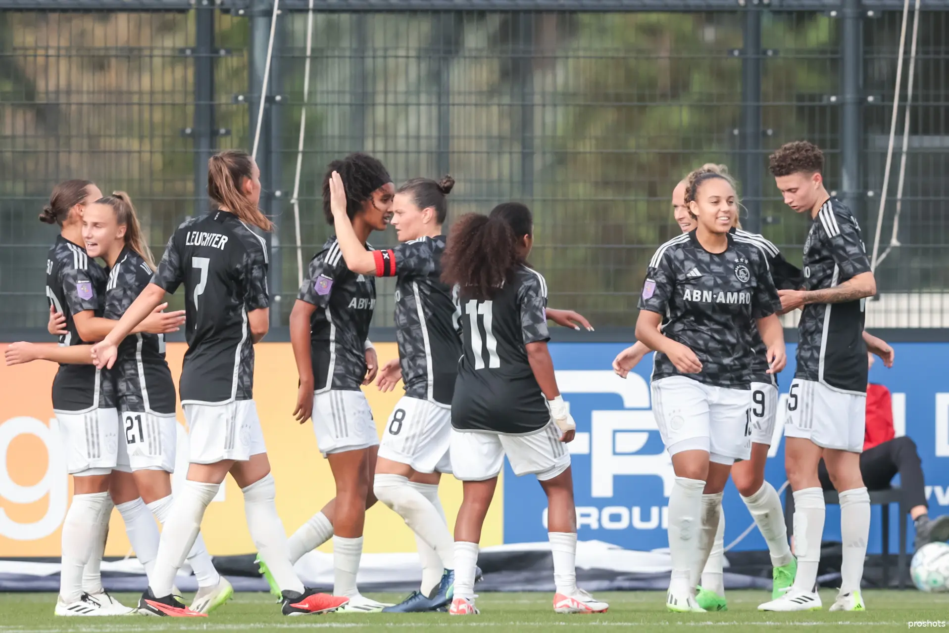 ajax vrouwen feyenoord