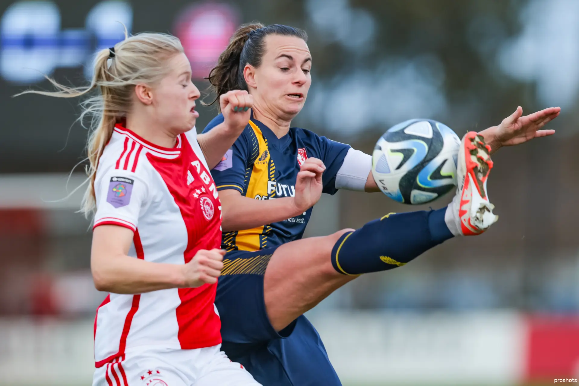 ajaxvrouwen fctwentevrouwen