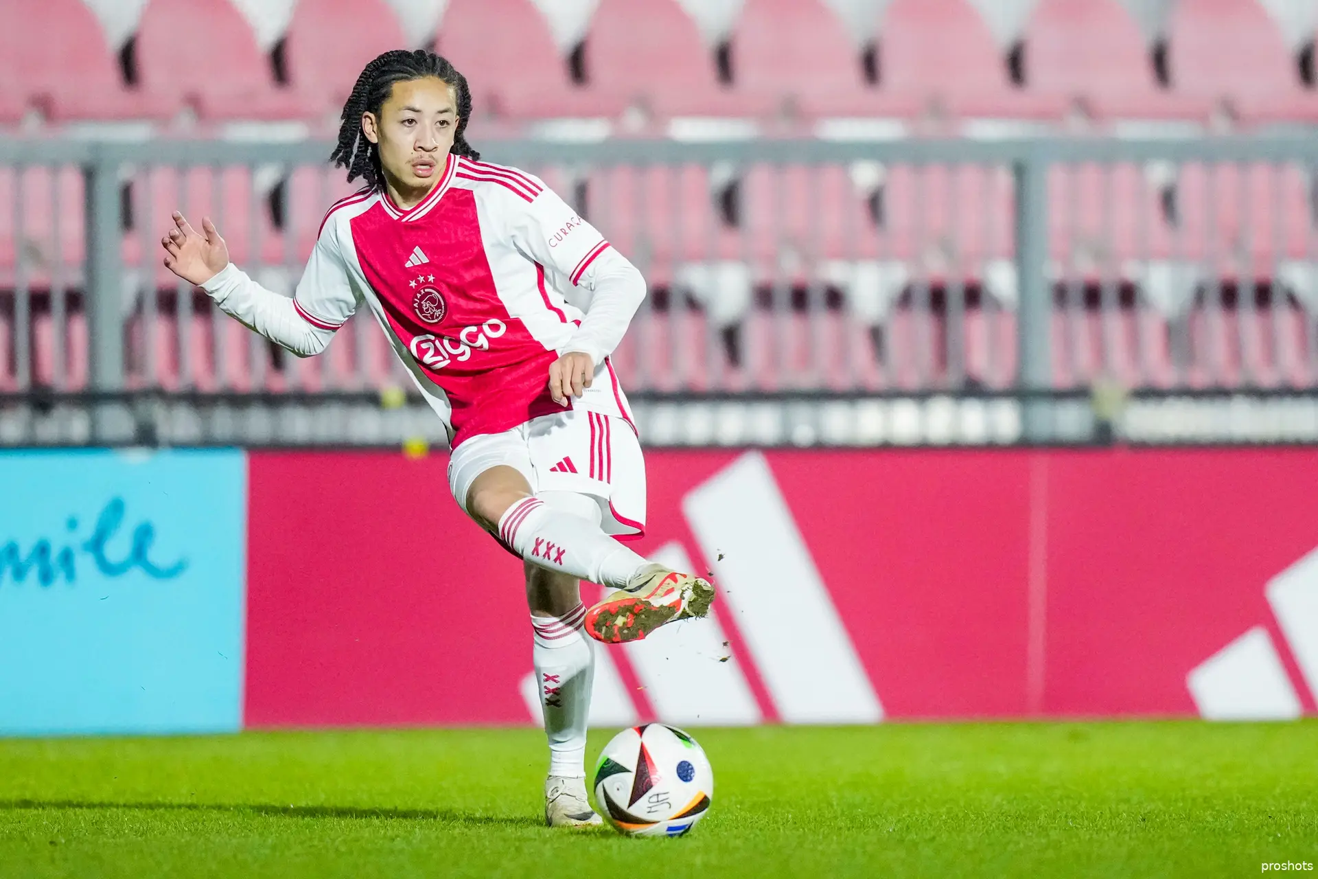 kian fitz jim jong ajax fc dordrecht
