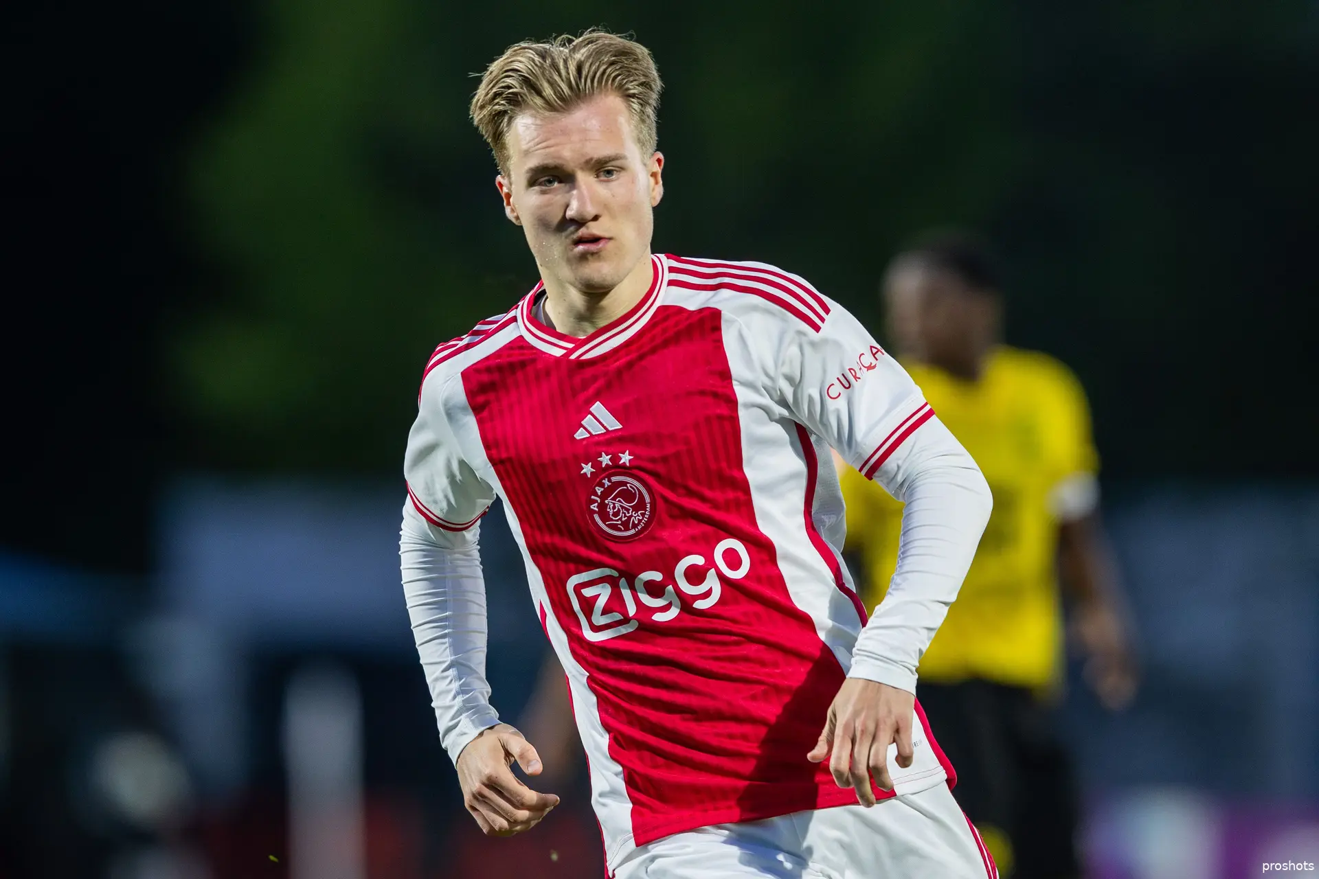 julian rijkhoff ajax