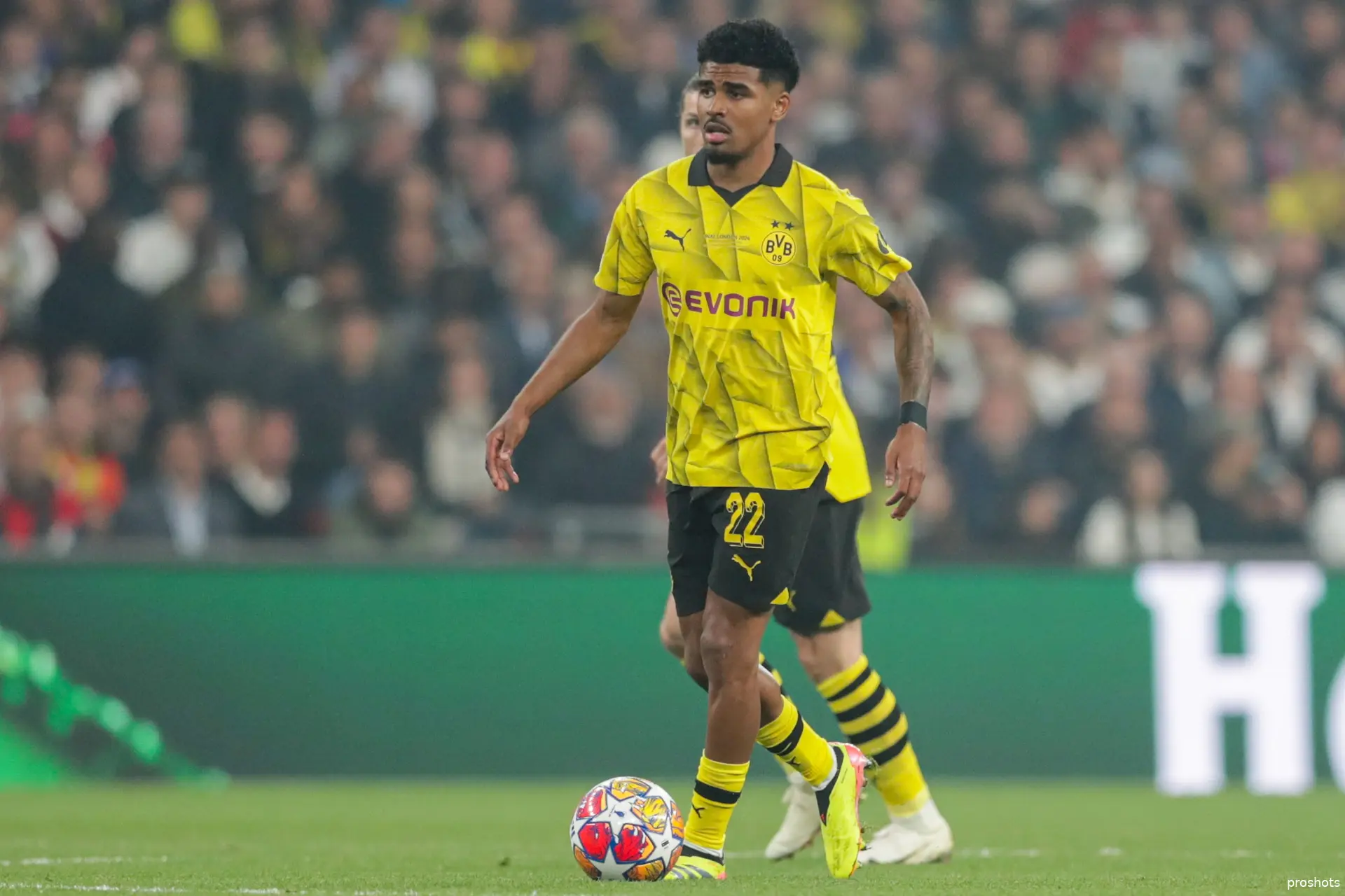 ian maatsen borussia dortmund
