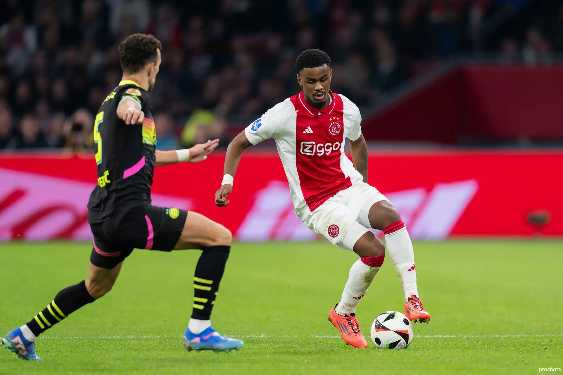jorrel hato ajax psv