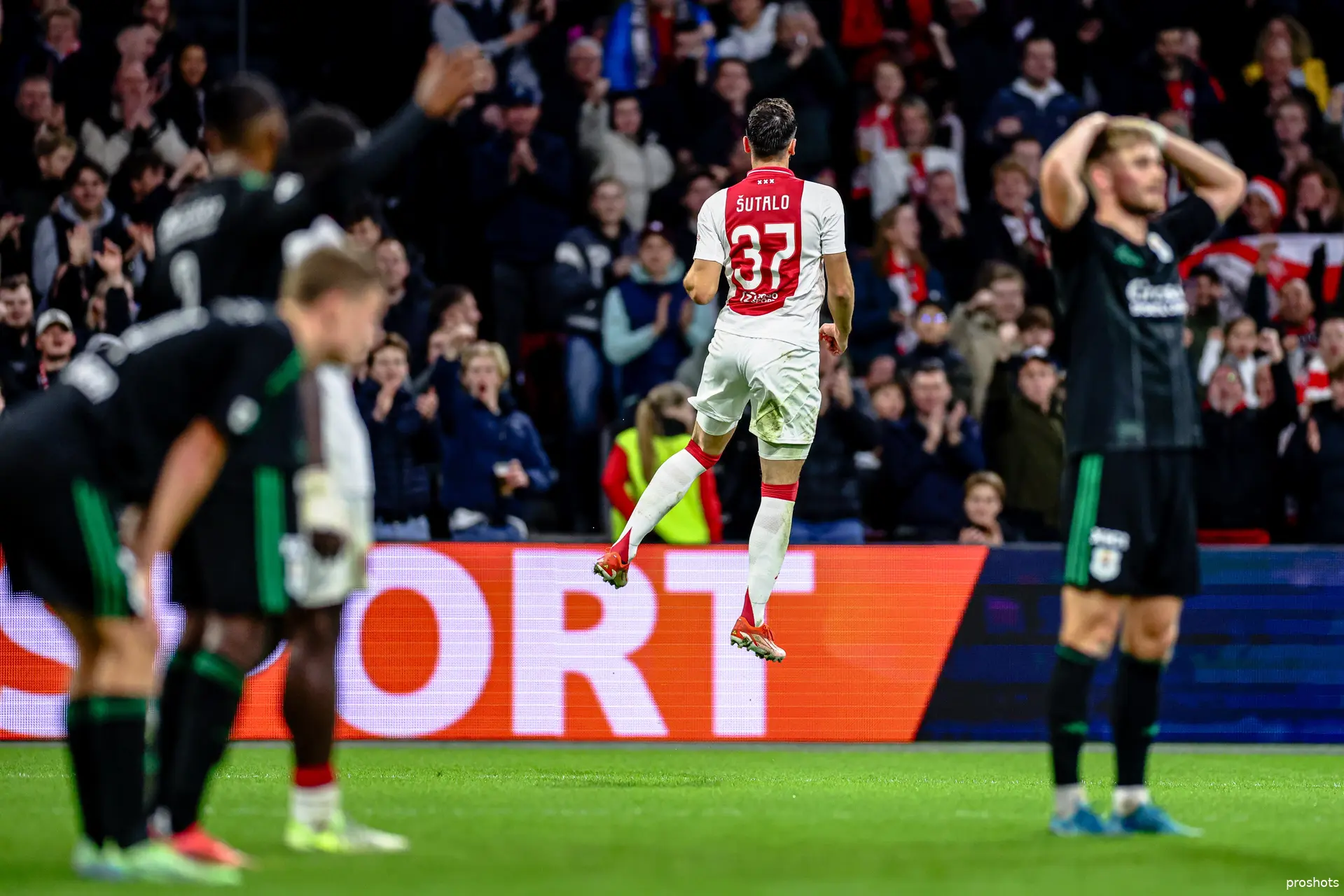 josip sutalo ajax pec zwolle 24 25