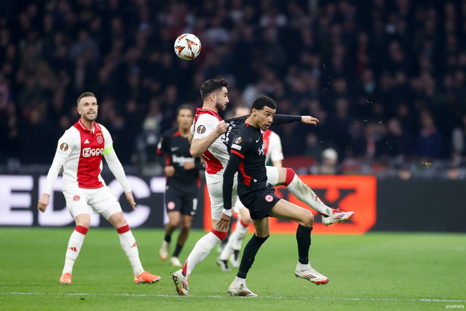 ajax eintracht frankfurt
