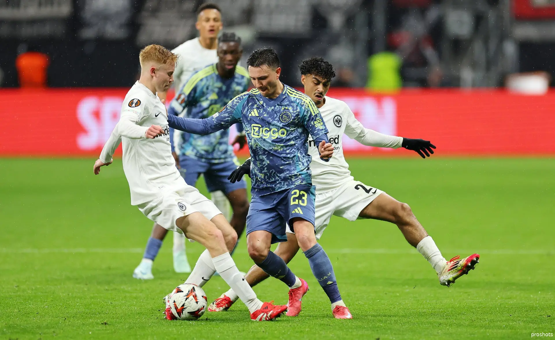 stevenberghuis frankfurt ajax