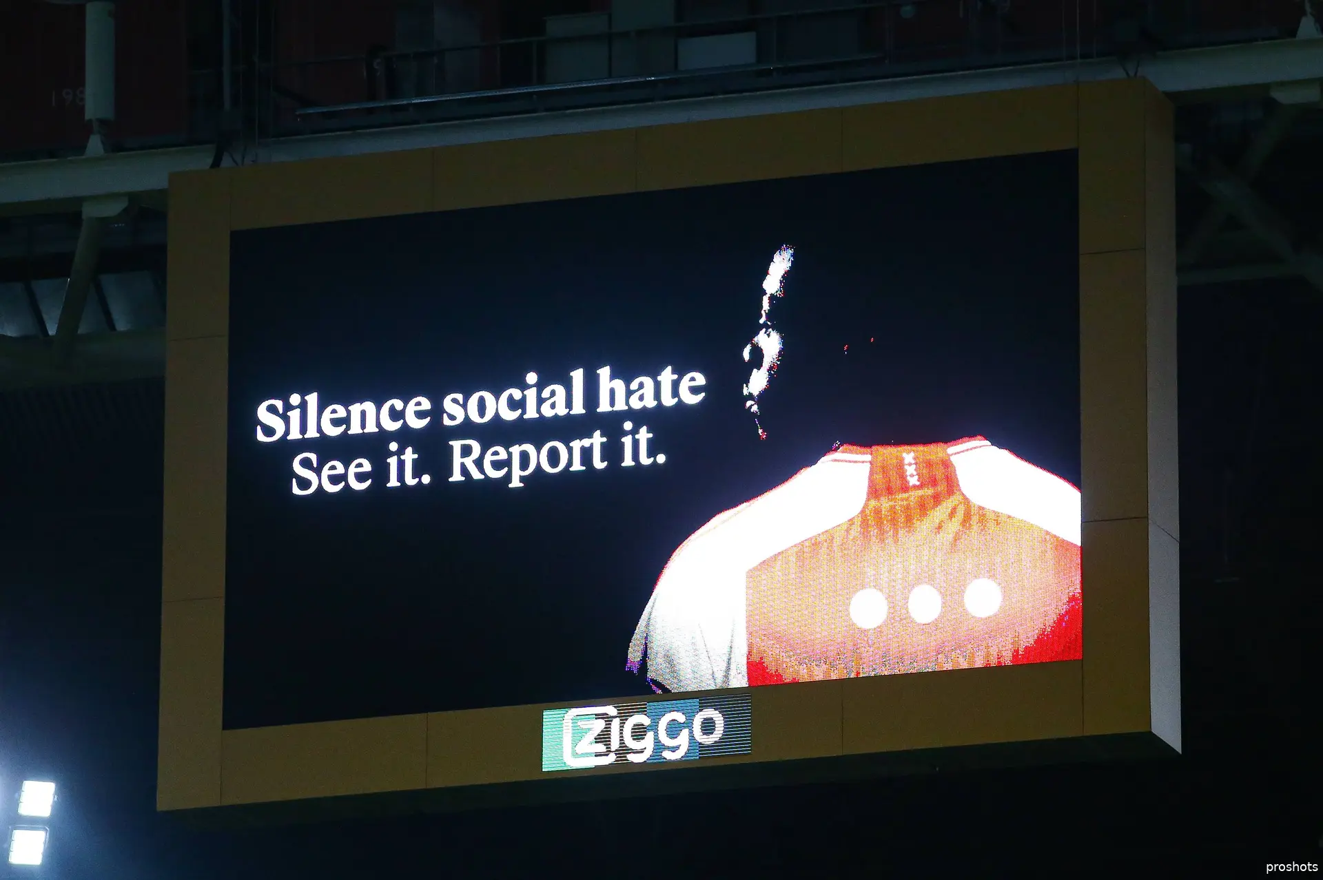 ajax social hate campagne