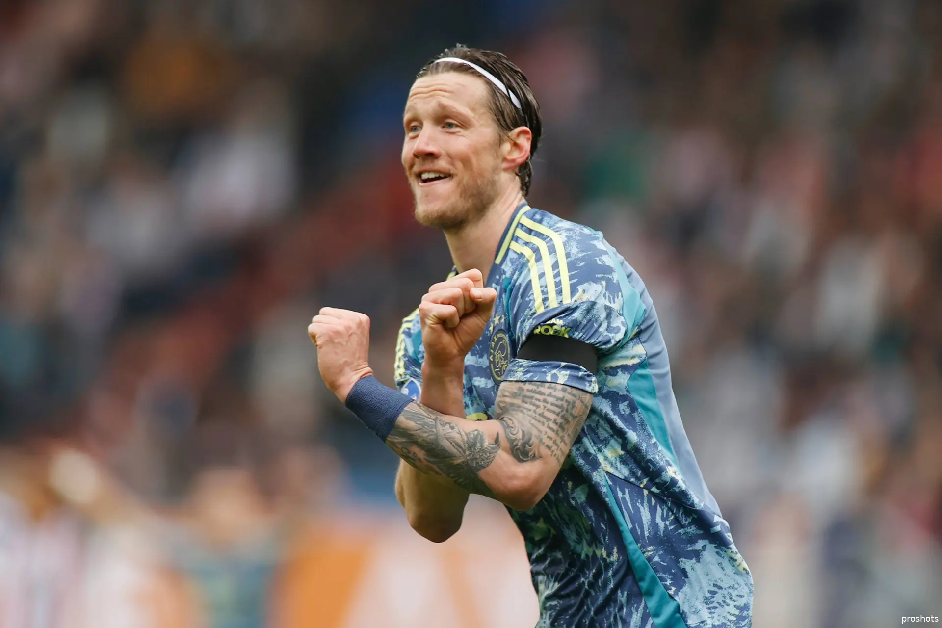 wout weghorst willemii ajax