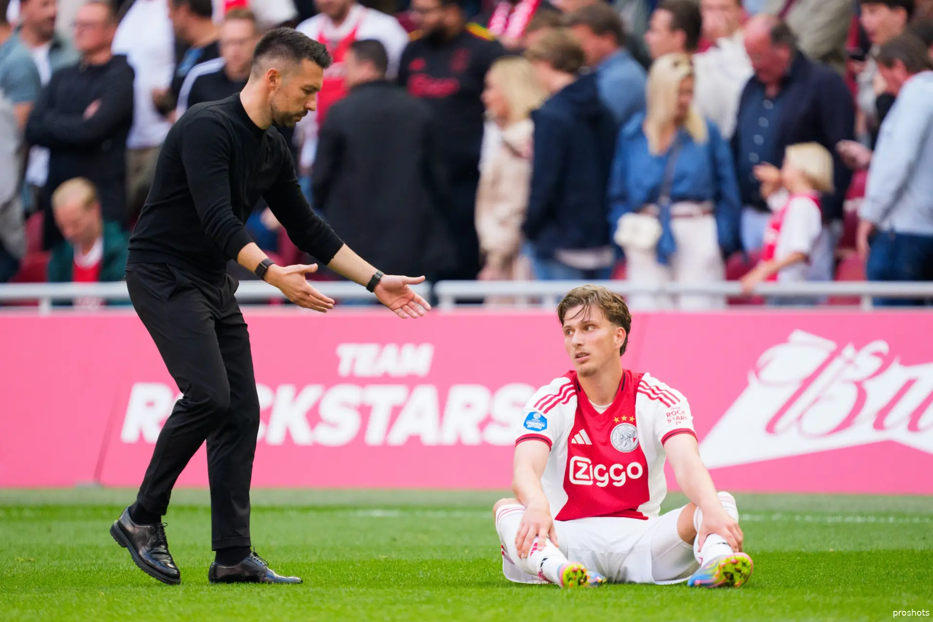 francesco farioli mika godts ajax twente